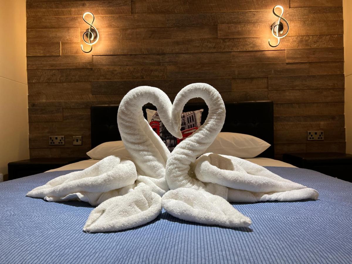 The Commongate Hotels ロンドン エクステリア 写真