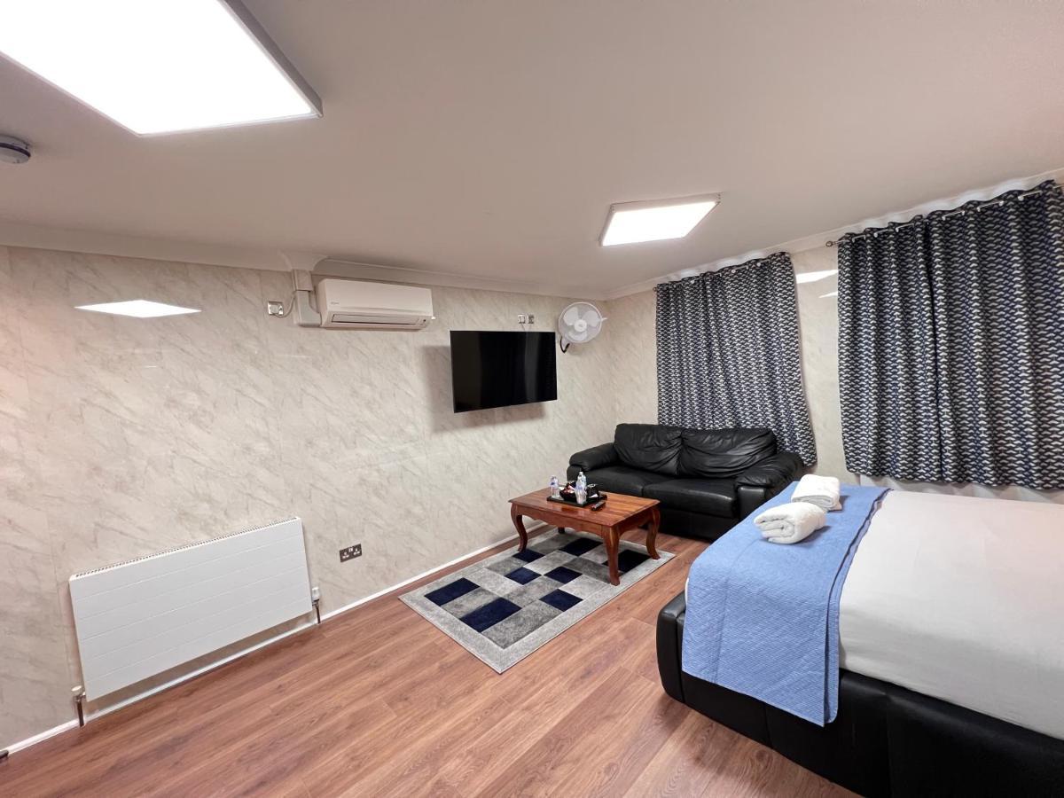 The Commongate Hotels ロンドン エクステリア 写真